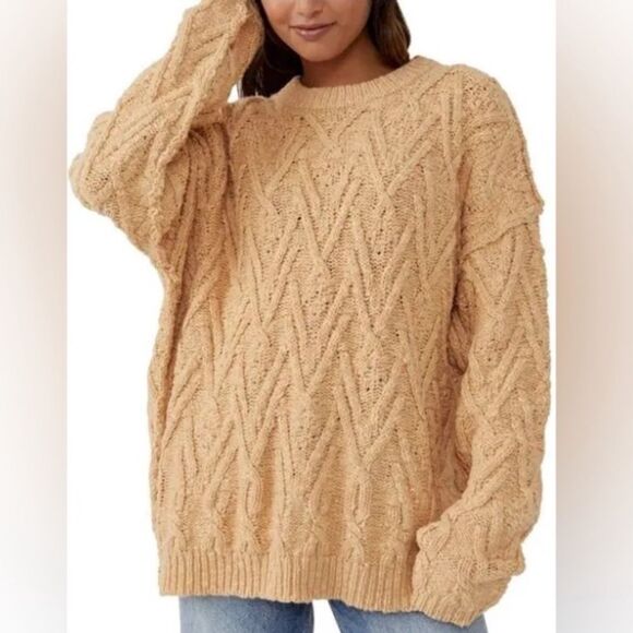 Free People Oversized Chunky Sweater - Picture 1 of 10